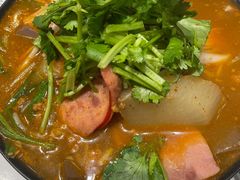 -肥汁米蘭香港米线(长宁来福士店)