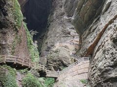 -龙水峡地缝景区