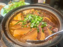-挂旗柴锅鸡(蚌山区嘉年华店)