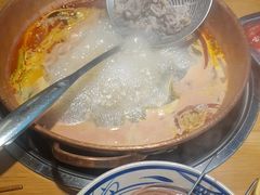 -洱火云南酸菜牛肉火锅(石景山当代商城店)