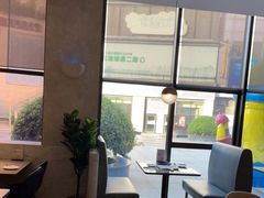 -必胜客(武汉欢乐谷店)