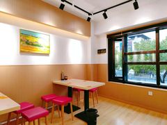 用餐区-八卤粉面·西安刀削·绵阳米粉(三湘泗宝店)