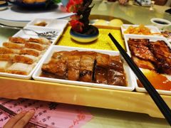 鸿运四喜大拼盘-湾仔渔村(高明店)