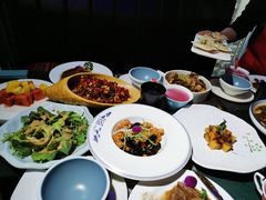 -忘忧草融合私房菜(红鼎国际店)