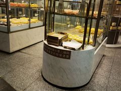 面包甜点陈列柜-奈雪的茶(市百一店)