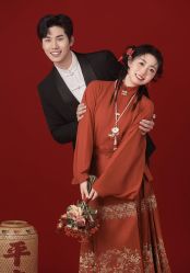-拾年·定制婚纱摄影