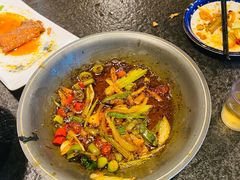 -靠山屯东北农家菜(八龙桥雅苑店)