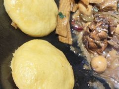-锅老头海鲜铁锅炖
