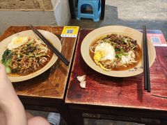 -方铲铲·成都板凳面(滨江银泰店)