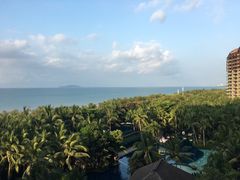 -三亚湾海居铂尔曼度假酒店