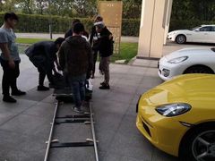 -富君租车(外滩店)