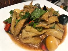 -京尊烤鸭店JINGZUN(春秀路店)