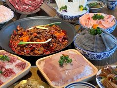 -鹿鸣山草本茶香火锅(园西路店)
