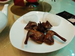 脆皮乳鸽-丰鲤楼•闽南茶楼(仟禧汇店)