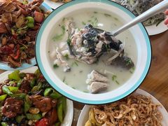 -美顺香食府鱼头老店(雪野湖店)
