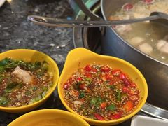 -一席地·本地鸡窝·杭帮鸡火锅(萧山银隆百货店)