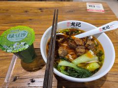 -湘人龙记老长沙米粉(鸟巢店)