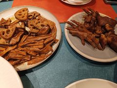 -潇湘华天大酒店-湘·悦美食街(芙蓉中路店)