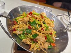 -春天里餐厅(西田城店)