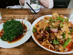 -老钟家烤羊排·敦伊阁清真餐厅胡羊焖饼