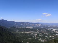 -鬼笑石后山停车场
