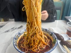-伊穆祥牛肉面总店·清真