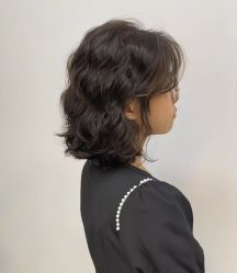 -米娜护肤造型