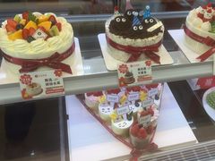 -花花卷卷·鲜食蛋糕(静安久光百货店)