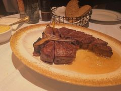 -Wolfgang’s Steakhouse 沃夫冈牛排馆(上海白玉兰广场店)