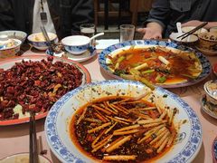 -杨记隆府重庆江湖菜(大悦城店)
