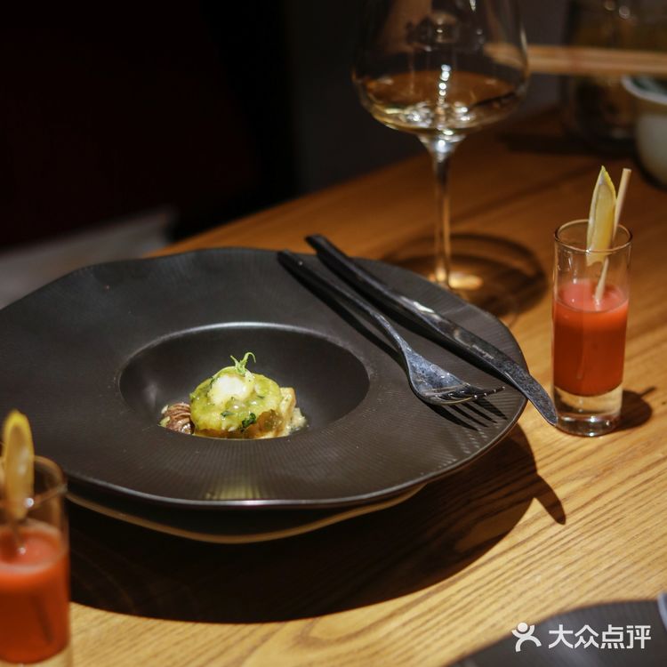 成都探店 | [糖果]法式装修风格黑珍珠川菜，约会首选地~