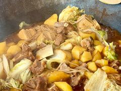 -粘豆包柴火铁锅炖