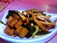素拼-荣品荟·融合餐厅(月湖广场店)