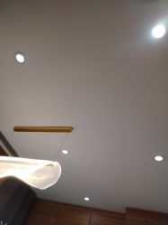-HEYAN荷妍专业脱毛连锁机构