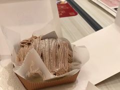 栗子-花花卷卷·鲜食蛋糕(静安久光百货店)