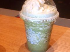 -星巴克(武汉光谷青年汇店)