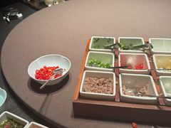 -左庭右院鲜牛肉火锅黑金店(陆家嘴中心店)