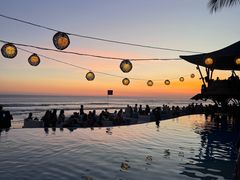 -FINNS Beach Club