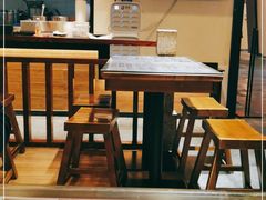 大堂-双燕楼·手工馄饨·汤面小吃(世纪汇店)