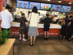 -东方既白(上海浦东国际机场)