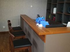 -迈劲健身专业私教(朝青汇店)