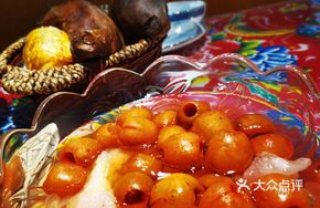 Health-Preserving Hawthorn and Tremella