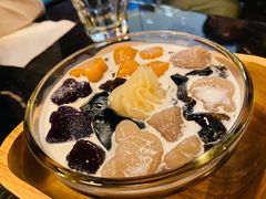 紫薯芋圆仙草奶冻-Let's Taipei 非常烘焙(太古里店)