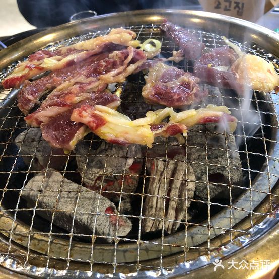 大成食堂泥炉烤肉