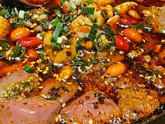 -铜锣湾·有麝自然香(渝北财富中心店)