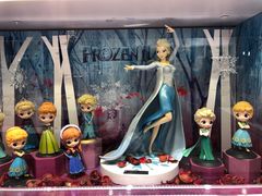 -泡泡玛特POPMART(蓝色港湾店)