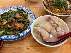 -雷祖芳老妈蹄花店