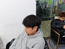 -藤野造型烫染·漂发