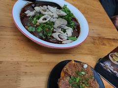 -朱大嘴肥肠血旺(福字街店)