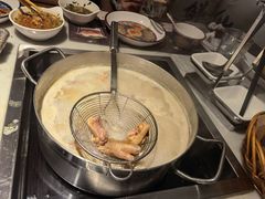 -尚尚仙·酸汤猪手·猪肚鸡火锅(华联万柳购物中心店)